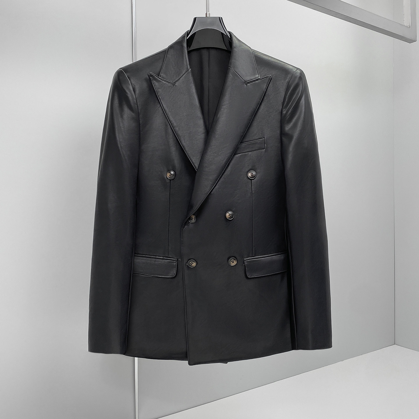 Veste de Costume en Cuir Crois - Mens Grooming Brand avis et prix